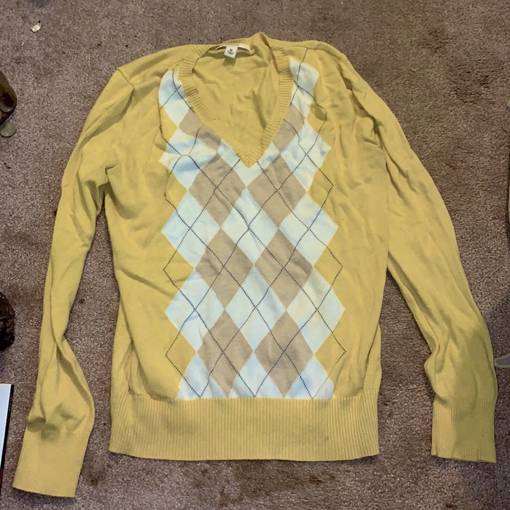 yellow v-neck argyle sweater